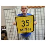 Metal Sign 35 MPH 18"
