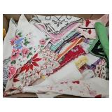 25 Vingage Hankies