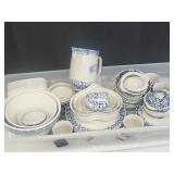 Sponge Folk Tienshan & Fulk Hearts Dishes w Tote