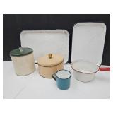 4-VTG Enamelware 2-Trays SausePot & Cup