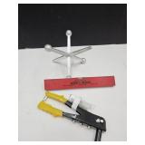 Muncie Level, Rivet w Gun, LG Jack for Door Stop