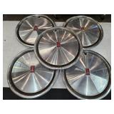 5 Oldmobile Hub Caps