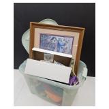 40 Qrt Tote with home Decor, Latch Hook Kit, ++