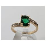 Gold Tone Rainstone Ring Sz 8
