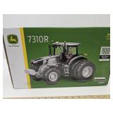 NIB John Deere 1:16 Ertl Die Cast Tracot #731OR