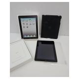 1st Generation iPad32 GB MB293E w  Case & Box