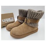 Womens  Size 8 UGG Boots with Box VGC