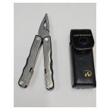 Leatherman Multi Tool w Pouch