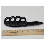 Knife with Knuckles