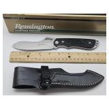 NIB Remington Made in Italy Knife w Sheath