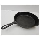Cast Iron Griswold Skillet NO 8 704A