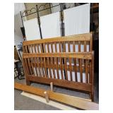 Blackhawk Oak Bed Frame W Rails: Queen Sz