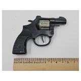 Working Toy Cap Gun Pistol no 8082