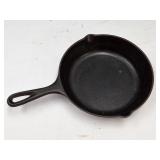 C ast Iron Lodge Skillet SK 5