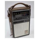Vintage Working  AM FM Transistor Radio 7 3/4" h