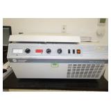 Beckman-Coulter Refrigerated Centrifuge W/ Rotor