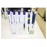 Single Channel Pipets & Holder