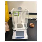 Mettler Toledo Analytical Balance