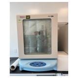 Thermo Scientific Incubator Shaker