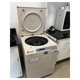 Beckman Coulter Floor Centrifuge