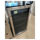 Whirlpool Undercounter Beverage Center