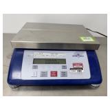 Mettler Toledo Lab Scale