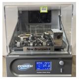 Eppendorf Innova 40 Incubator Shaker