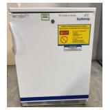 Fisherbrand GTFBV05RPSA Undercounter Refrigerator