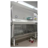 Baker Company SterilGARD III Biosafety Cabinet