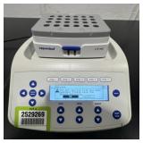 Eppendorf ThermoMixer C Dry Block