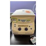 Eppendorf 5424 Centrifuge