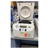 Eppendorf 5430R Centrifuge