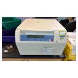 Thermo Sorvall ST 8R Centrifuge