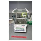 Eppendorf ME103E Balance