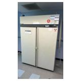 Revco REL5004A20 Refrigerator