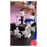 Olympus IX50-S8F2 Microscope