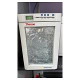 Thermo sci mini Heratherm incubator