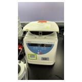 Thermo LEGEND MICRO 21 Centrifuge