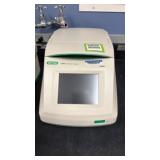 Bio-Rad T100 Thermal cycler