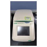 Bio-Rad T100 Thermal cycler