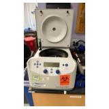 Eppendorf 5430R Centrifuge
