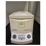 Eppendorf Centrifuge
