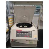 Beckman Coulter Centrifuge