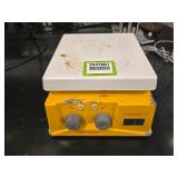 Thermolyne Stirrer/Hot Plate