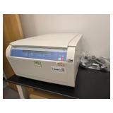 Thermo Scientific Centrifuge