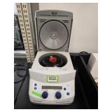 Eppendorf Centrifuge