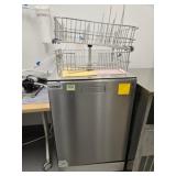 VWR Dishwasher