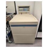 Beckman Coulter Centrifuge