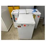 Refrigerators & Freezer