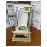 Mettler Toledo AG245 Analytical Balance